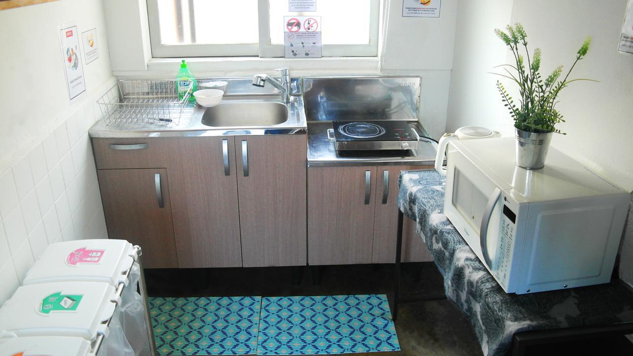 סיאול Fnstay Muslim Friendly Guesthouse מראה חיצוני תמונה