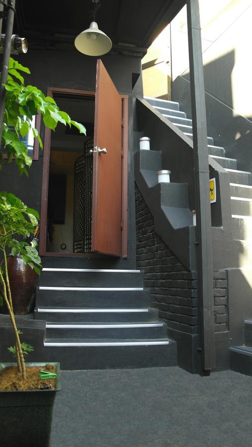 סיאול Fnstay Muslim Friendly Guesthouse מראה חיצוני תמונה